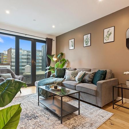 Shanti Suite - 2Bed 2Bath City Centre - Wifi - Netflix- Parking- Modern- Perfect For Family, Contractors, Leisure, Business By Shanti Nights Бирмингем Экстерьер фото